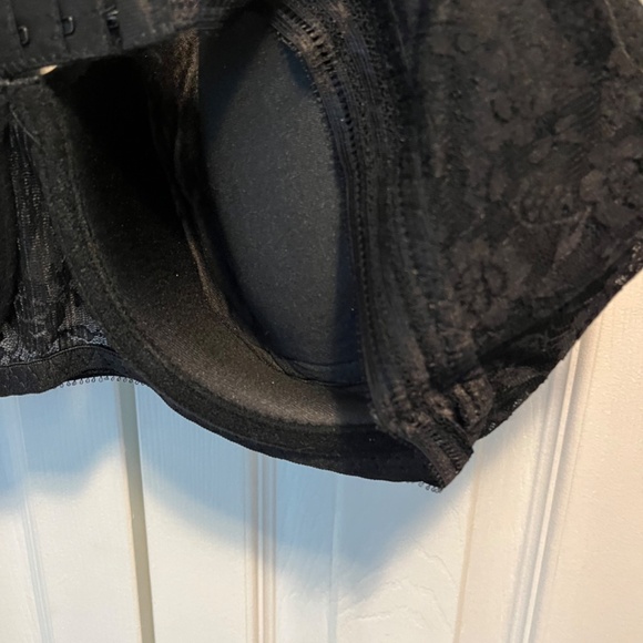 Delta Burke size 40D underwire bra - Picture 9 of 12